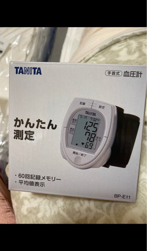 ＴＡＮＩＴＡ 手首式血圧計 ＢＰ−Ｅ１２−ＷＨ（タニタ）の口コミ・レビュー、評価点数 | ものログ