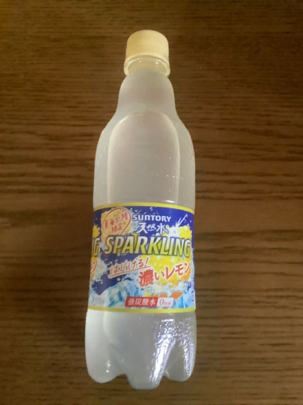 卸し売り購入 サントリー 天然水スパークリング はじける濃いレモン 500ml 2ケース 48本